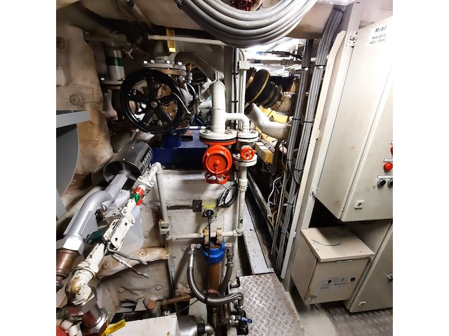 Lcu-landingsvaartuig, scheepswerf visser, 1998 - afbeelding 15 van  74