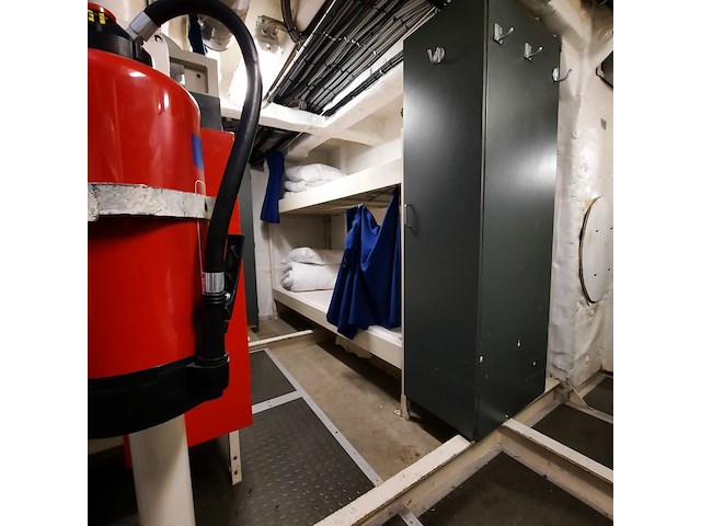 Lcu-landingsvaartuig, scheepswerf visser, 1998 - afbeelding 32 van  74