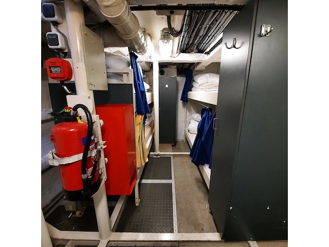 Lcu-landingsvaartuig, scheepswerf visser, 1998 - afbeelding 44 van  74