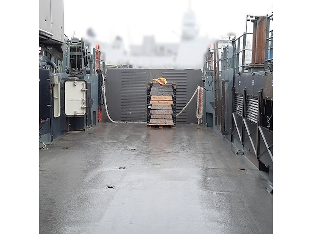 Lcu-landingsvaartuig, scheepswerf visser, 1998 - afbeelding 63 van  74