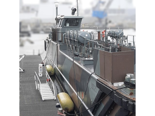 Lcu-landingsvaartuig, scheepswerf visser, 1998 - afbeelding 64 van  74