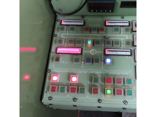 Lcu-landingsvaartuig, scheepswerf visser, 1998 - afbeelding 69 van  74