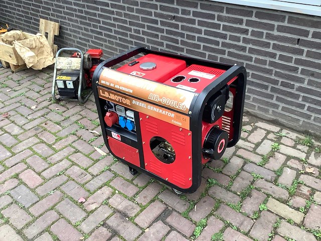 L.d. motor 5000 stroomgenerator - afbeelding 1 van  6