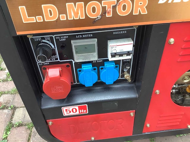 L.d. motor 5000 stroomgenerator - afbeelding 6 van  6