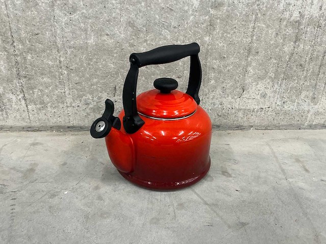 Le creuset - fluitketel - afbeelding 1 van  4