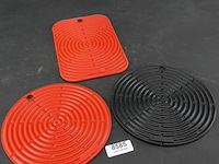 Le creuset siliconen onderzetters - afbeelding 2 van  5