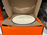 Le crueset braadpan rond in geëmailleerd gietijzer 28cm meringue - afbeelding 4 van  5