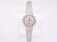 Le monde dameshorloge met diamanten - afbeelding 6 van  13