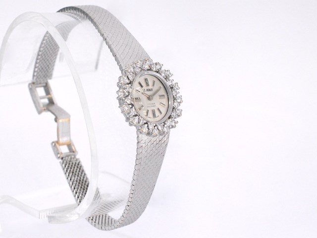 Le monde dameshorloge met diamanten - afbeelding 9 van  13