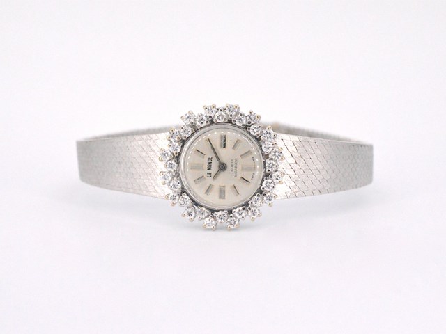 Le monde dameshorloge met diamanten - afbeelding 11 van  13