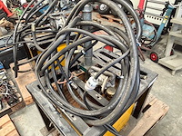 Lebon & gimbair mobiele vloeistof opslagtank met pneumatische membraanpomp en slangen (2x) - afbeelding 10 van  13