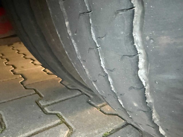 Leci dieplader met schuifzeil - afbeelding 27 van  34