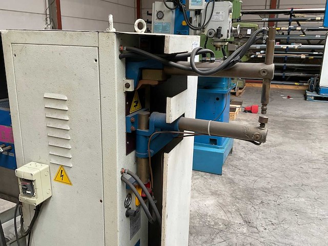 Lecoo nklp 46 puntlasmachine - afbeelding 6 van  10