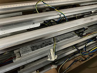 Led armaturen 150cm (12x) - afbeelding 2 van  5