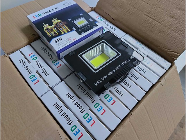 Led floodlicht 50 watt (20x) - afbeelding 1 van  4
