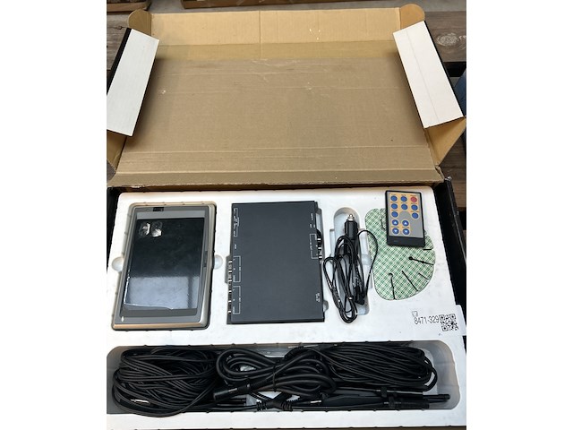 Led monitor en tuner kit lanzar - afbeelding 3 van  10