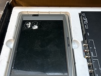 Led monitor en tuner kit lanzar - afbeelding 4 van  10