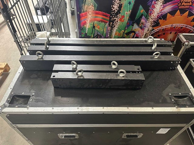 Led panel set, 16 pcs, met flight case p4.8 - afbeelding 5 van  5