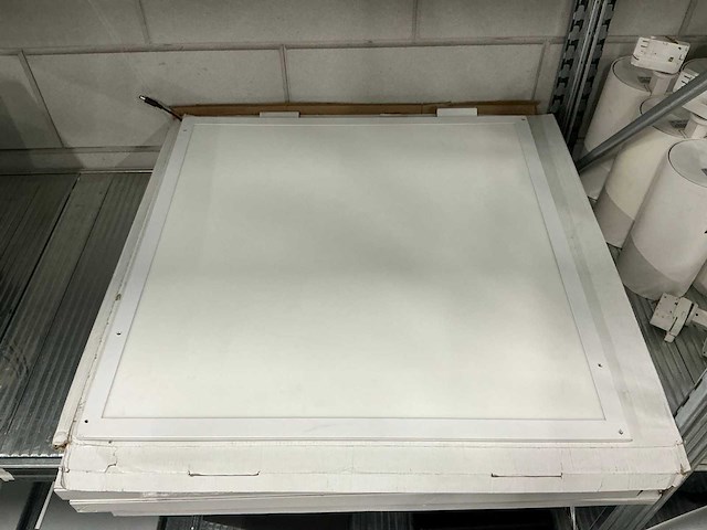 Led panelen 48w 595x595mm 3000k (4x) - afbeelding 1 van  1