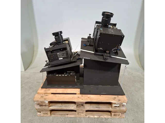Led projector, christie, matrix stim - afbeelding 1 van  13