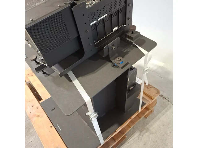 Led projector, christie, matrix stim - afbeelding 11 van  13