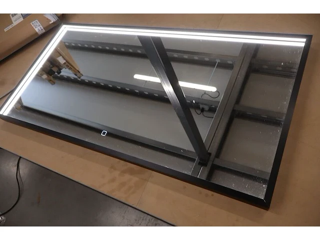 Led spiegel wiesbaden, avi, zwart + spiegel - afbeelding 7 van  10