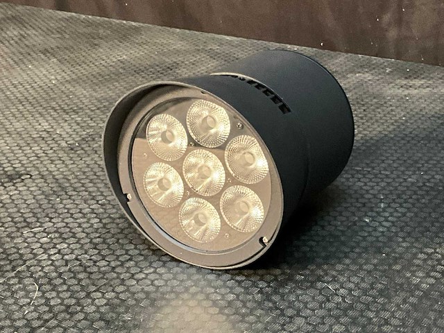 Led spotlight - afbeelding 1 van  7