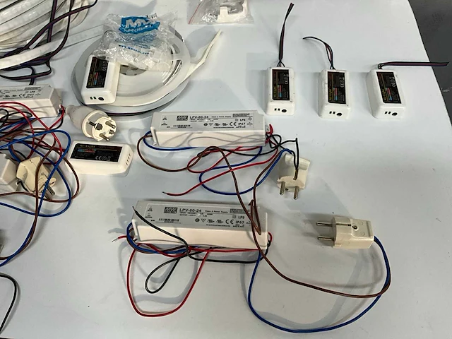 Led strip - afbeelding 4 van  15