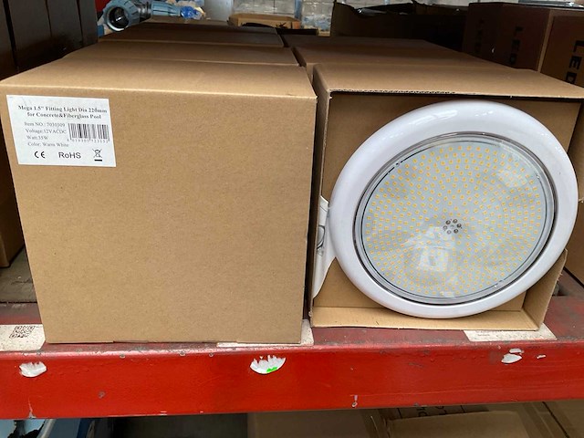 Led swimmingpool light rf-yc220tc (3x) - afbeelding 1 van  2