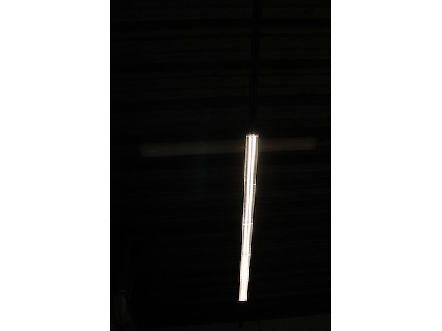 Led tl's aan rails, lengte rails circa 10 m. dient door u zelf gedemonteerd te worden. - afbeelding 5 van  5