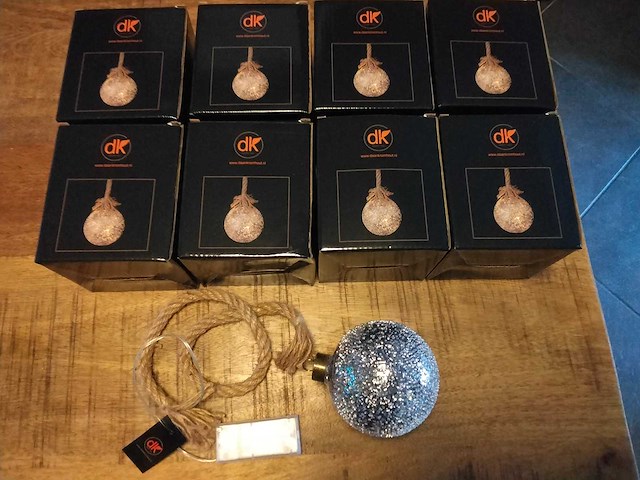 Led touw met glitterbal. (9x) - afbeelding 2 van  3