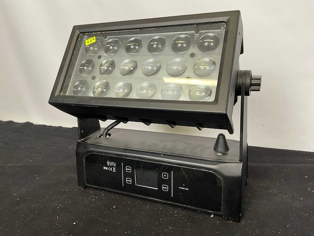 Led wash zoom - afbeelding 1 van  7