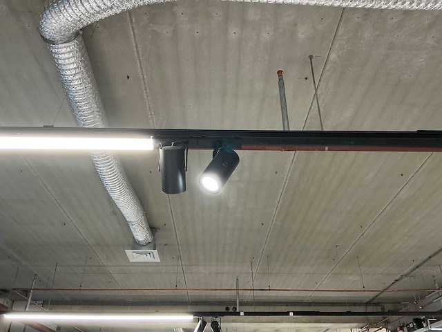 Led winkelverlichting circa 125 meter - afbeelding 3 van  7