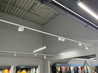 Led winkelverlichting circa 210 meter - afbeelding 2 van  8