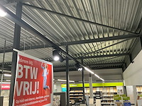 Led winkelverlichting circa 240 meter - afbeelding 6 van  6