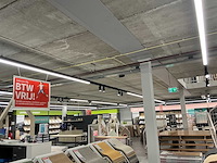 Led winkelverlichting circa 250 meter - afbeelding 5 van  7