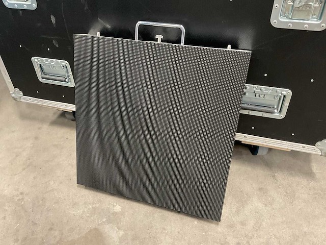 Ledcon mini-ph3.75mm indoor led display (10x) - afbeelding 3 van  10
