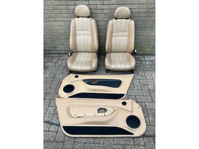 Leder interieur mg f / tf - afbeelding 1 van  3