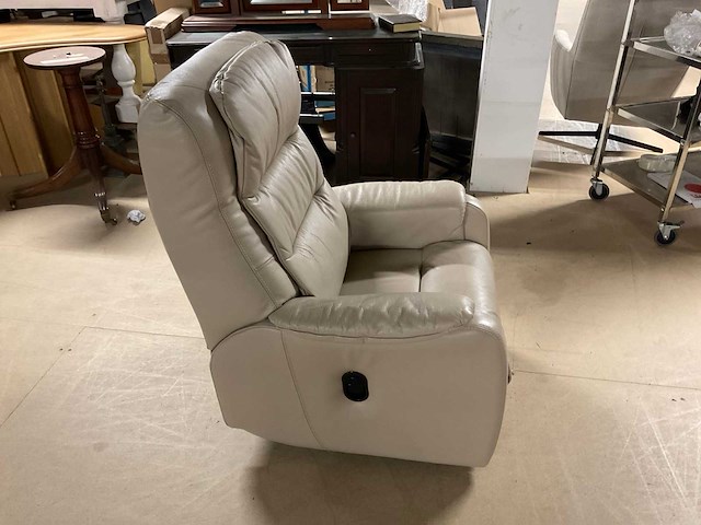 Lederen draaibare relax fauteuil - afbeelding 7 van  10