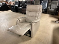 Lederen draaibare relax fauteuil - afbeelding 10 van  10