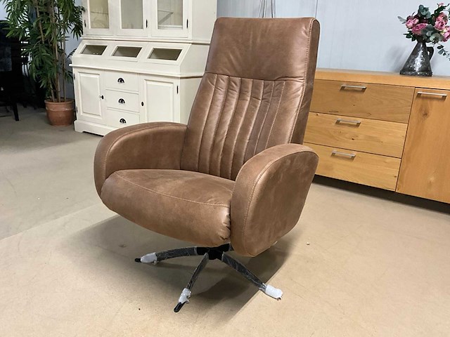 Lederen draaibare relaxfauteuil - afbeelding 1 van  14