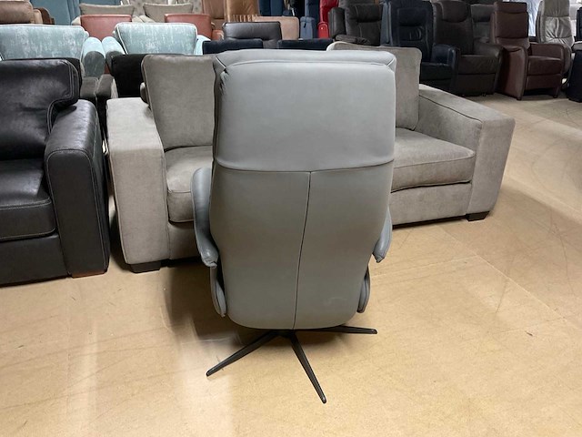 Lederen draaifauteuil - afbeelding 2 van  13