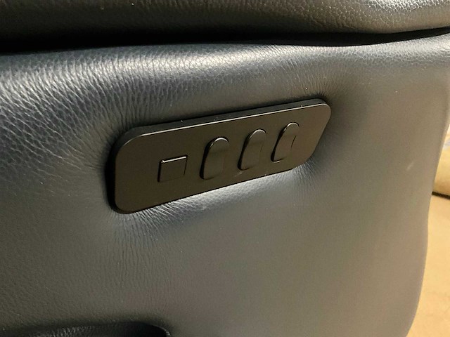 Lederen elektrische relaxfauteuil - afbeelding 26 van  27