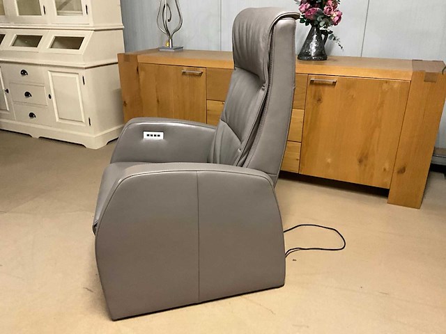 Lederen elektrische relaxfauteuil - afbeelding 13 van  22