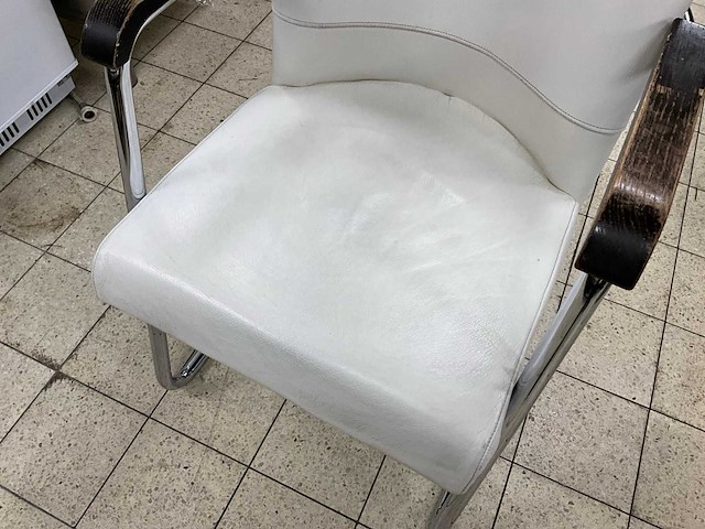 Lederen restaurantstoelen (30x) - afbeelding 3 van  8