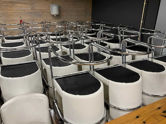 Lederen restaurantstoelen (30x) - afbeelding 9 van  9