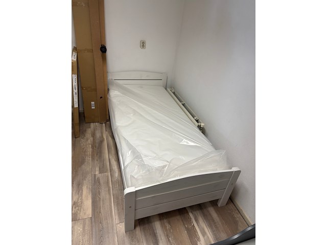 Ledikant inclusief matras 90x200cm - afbeelding 3 van  5