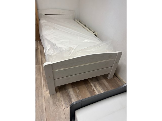 Ledikant inclusief matras 90x200cm - afbeelding 4 van  5
