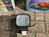 Ledlamp, acculader en opzetstukken voor hogedruk reiniger (4x) - afbeelding 4 van  7