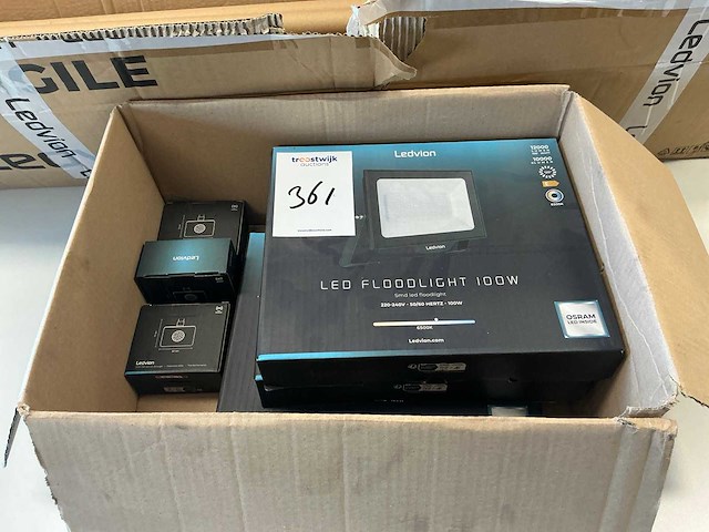 Ledvion floodlight led verlichting (3x) - afbeelding 1 van  7